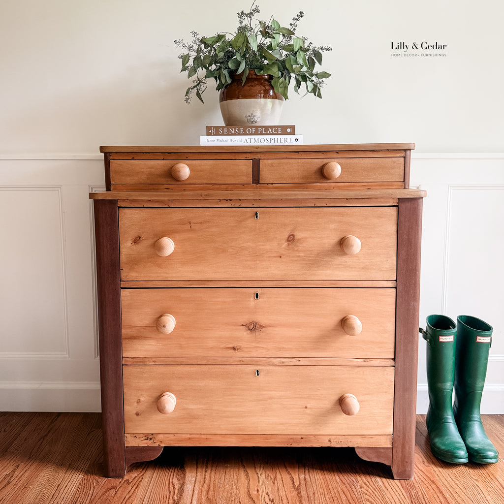Late 19th-Century Step-Back Dresser in Restored Two-Tone Wood