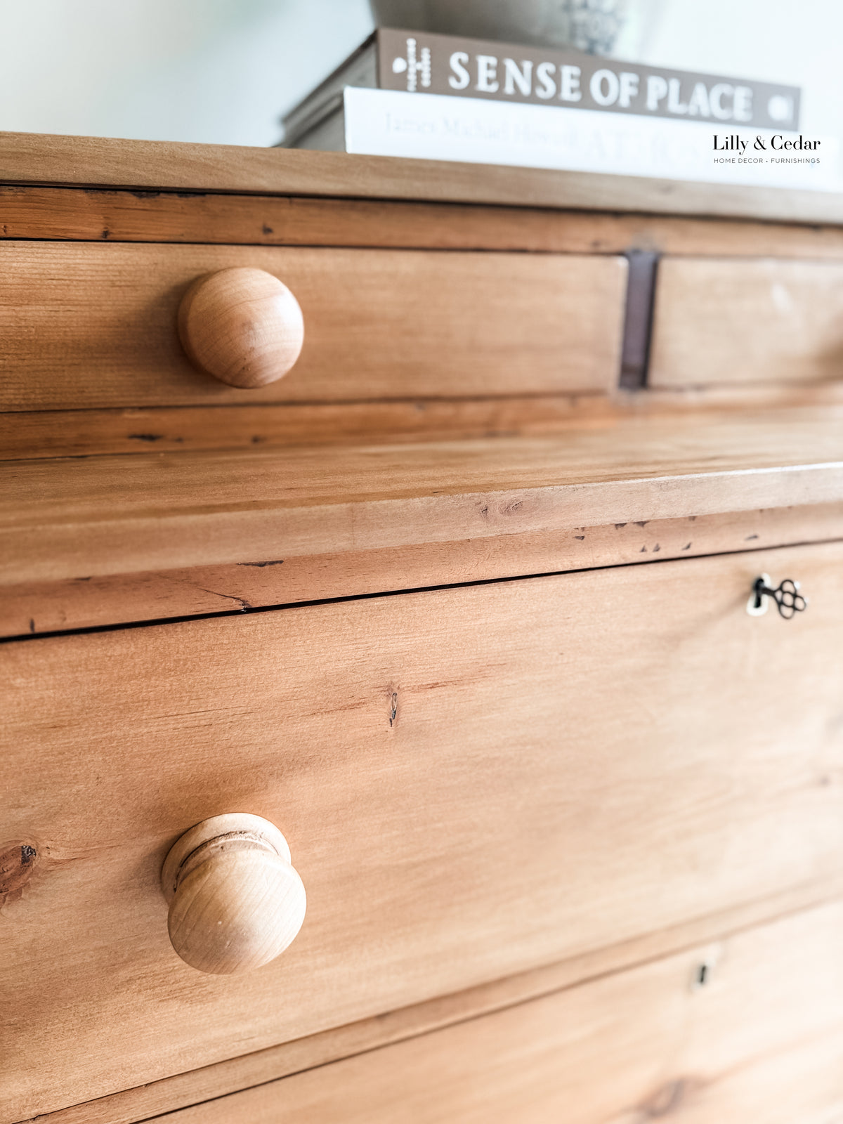 Late 19th-Century Step-Back Dresser in Restored Two-Tone Wood