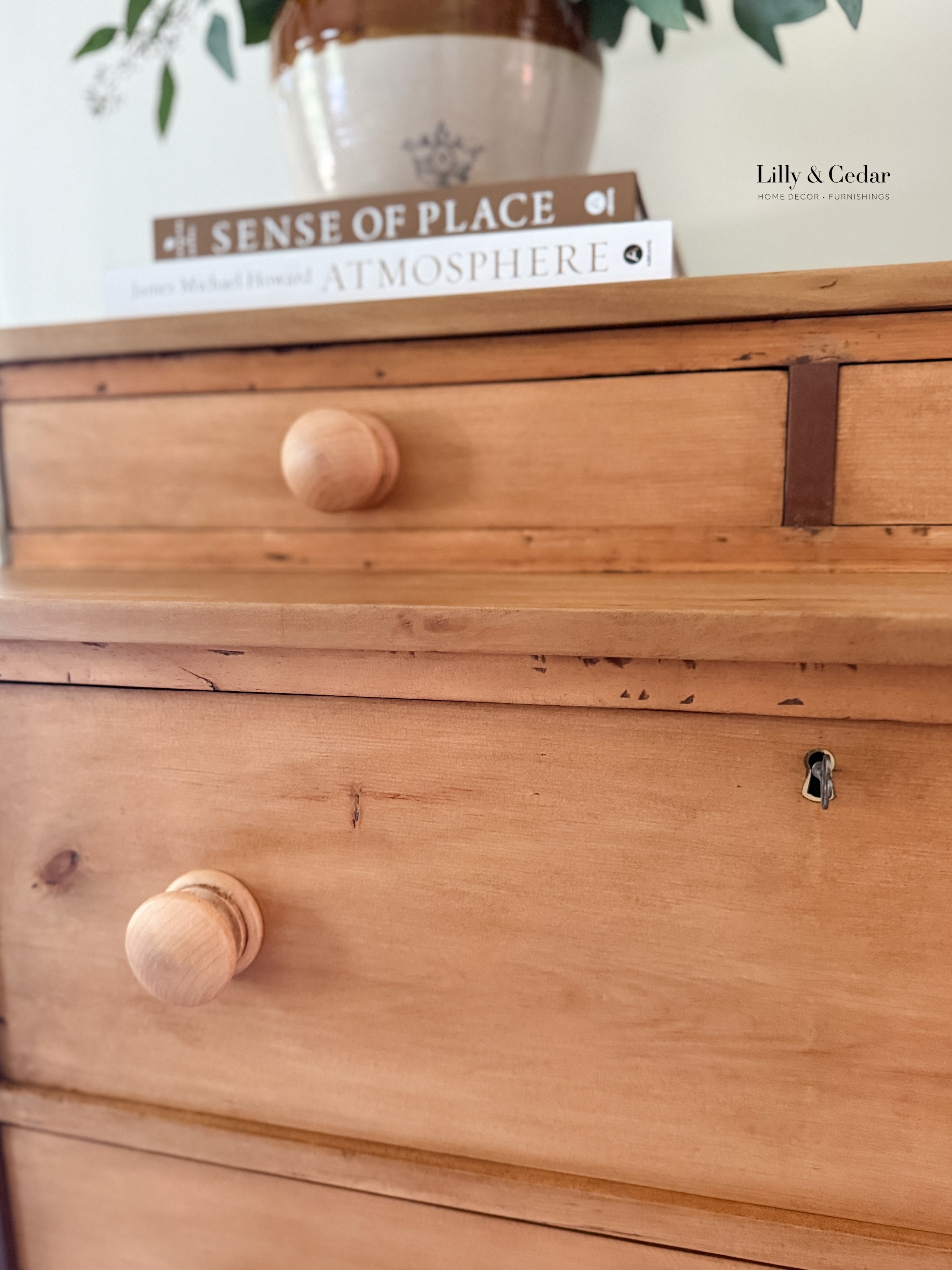 Late 19th-Century Step-Back Dresser in Restored Two-Tone Wood